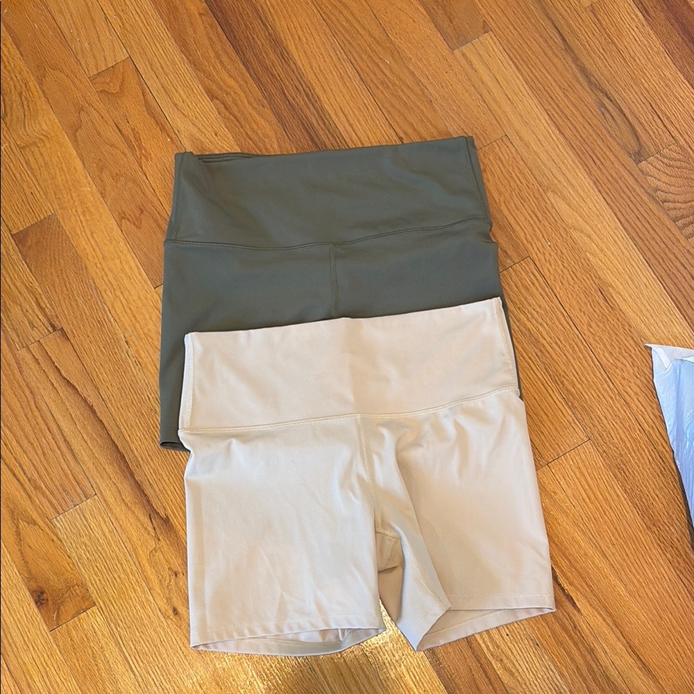 Women's High-Waist Shorts - Olive Green and Cream